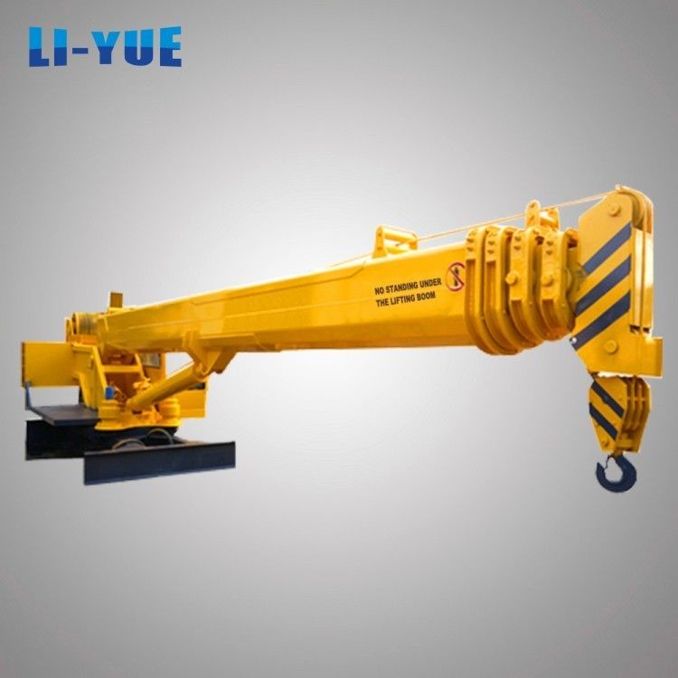 Decking Machine 5 Tons Rated Loading Capacity Ship to Shore Spider Crane with 360 Degree Slewing Arm