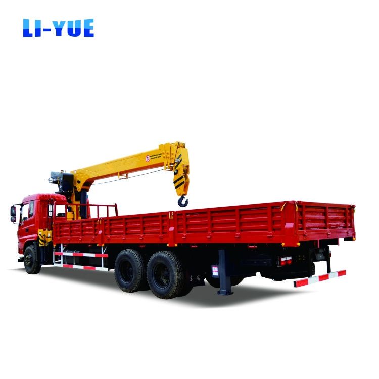 2500 Kg Weight CDW 6X4 12 Ton Truck Mounted Crane With Euro 3 Engine