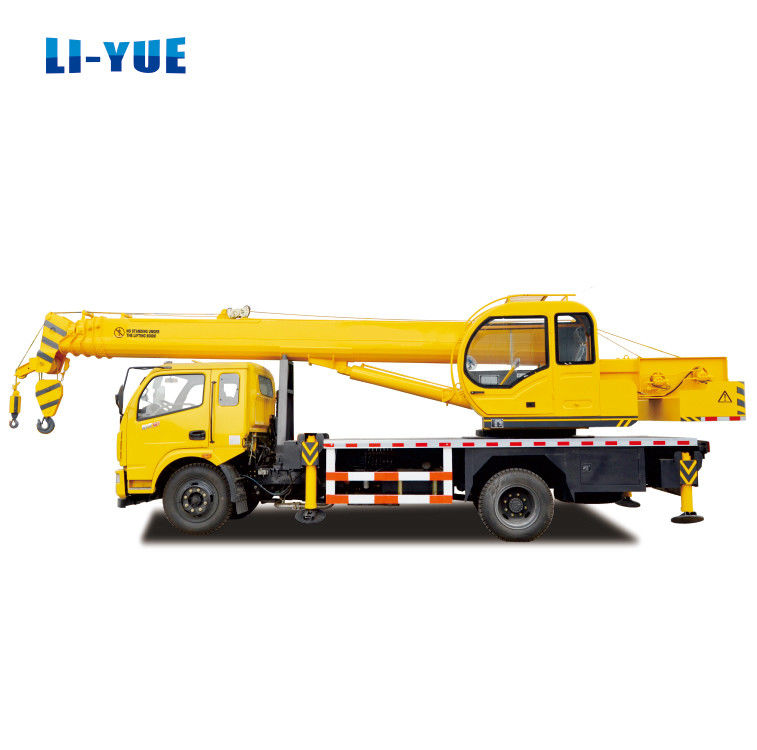 6 Ton Rated Loading Capacity Mobile Hydraulic Boom Heavy Lifting Crane with YUNNEI Engine