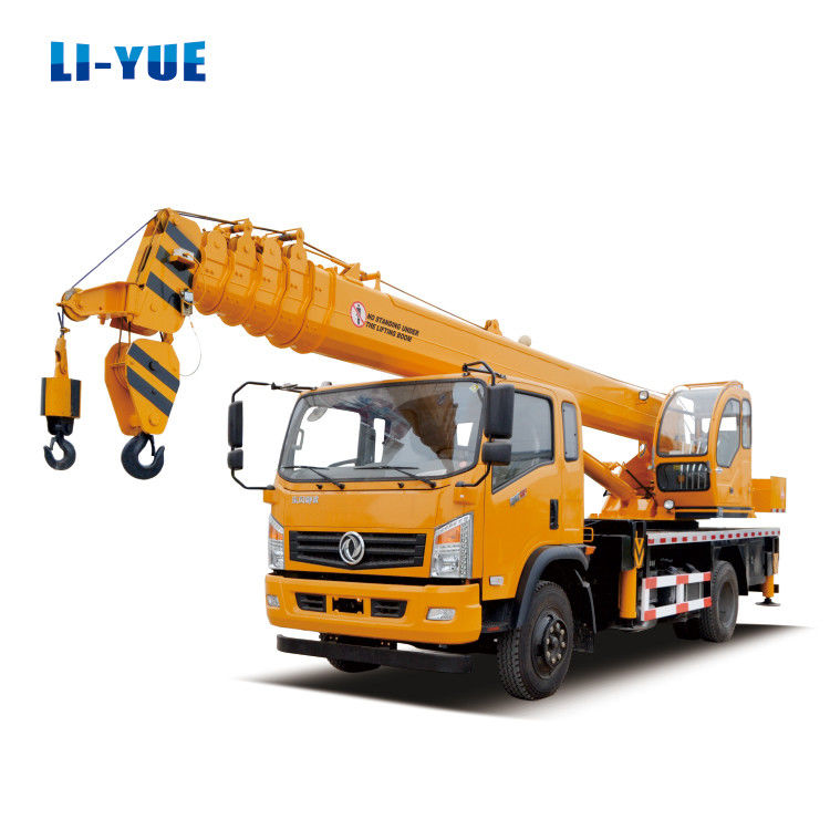 6 Ton Liyuan Hydraulic Crane Mobile Truck Crane for Smooth and Precise Operation
