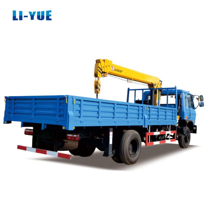 China Construction 6.3 Tons Stiff Arm Mobile Lorry Crane With High Performance
