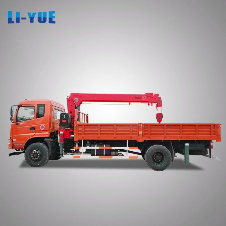 5 Ton Truck Mounted Crane Telescopic Boom Lorry Crane with Euro 1/2/3/4/5 Emission Standard