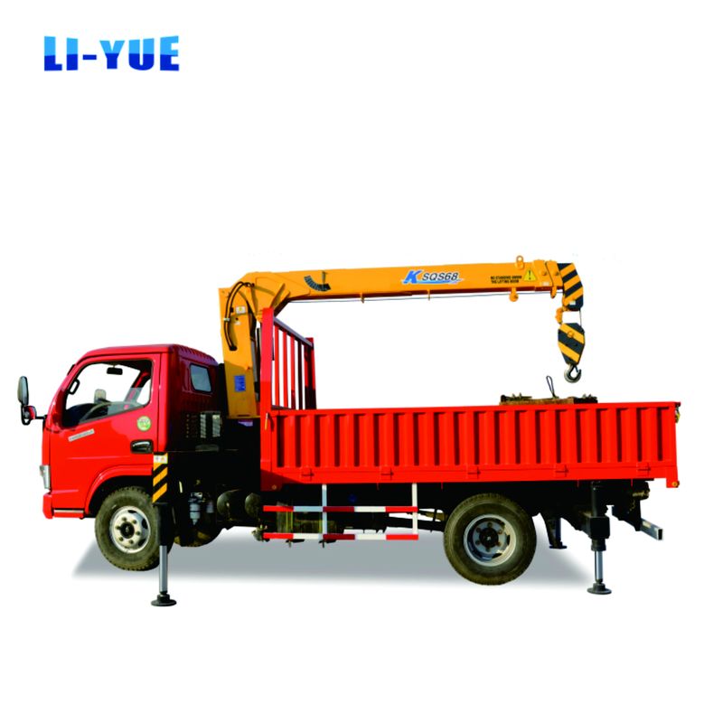 Straight Arm Crane 5 Ton Hydraulic Hoisting Mobile Lorry Crane For Construction
